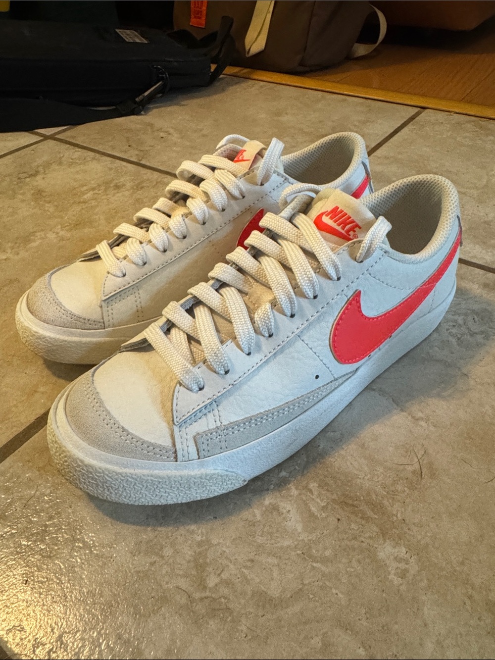 Nike Blazer Low '77 GS 'Phantom Bright Crimson youth